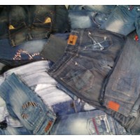 Wholesale second-hand jeans, a lot of