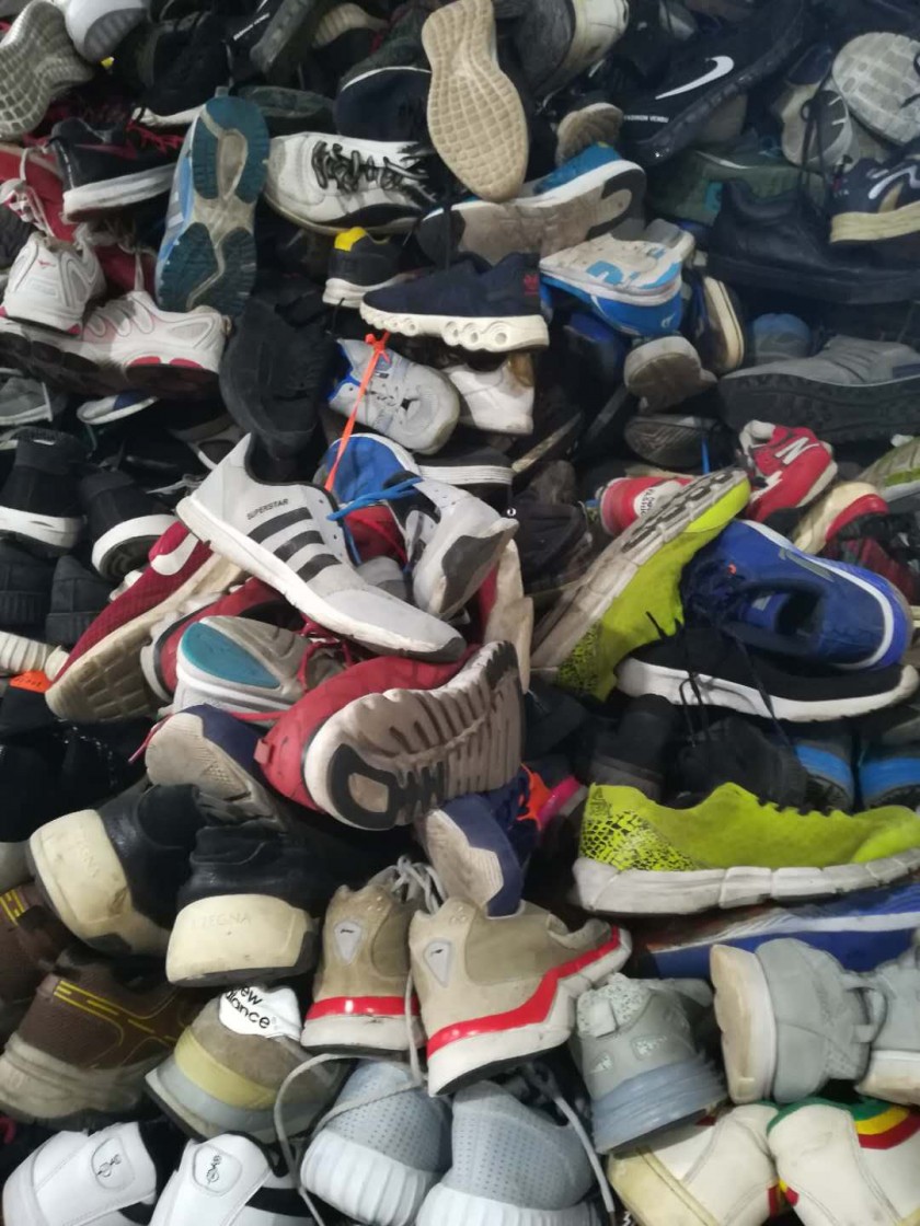 Large stock used shoes for sell low price Women sport shoes Used