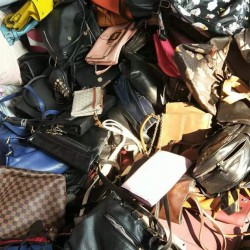 Fujian manufacturer specializes in high quality leather bags