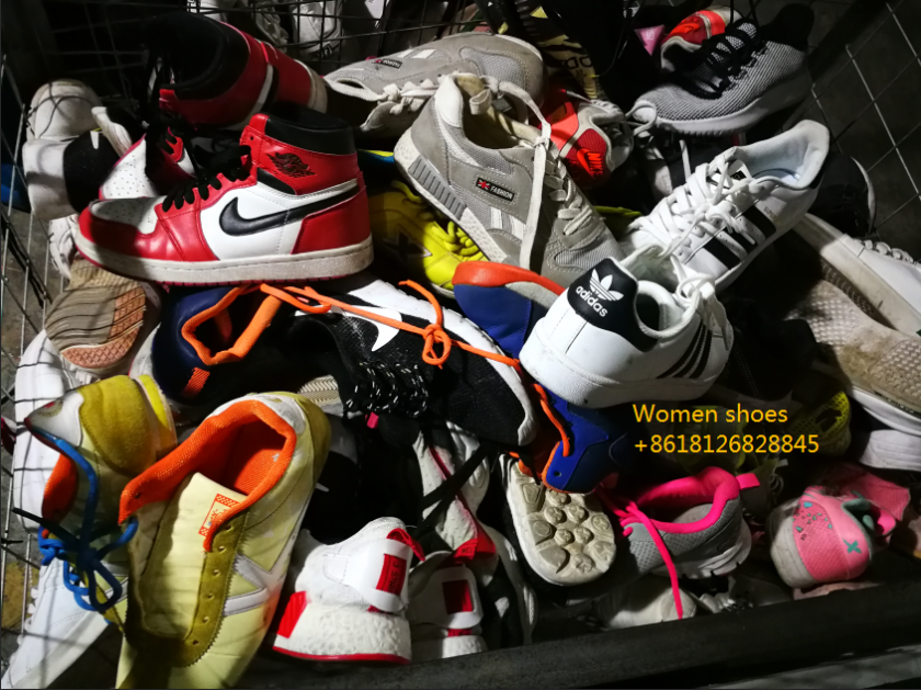 Used shoes/ sneakers/NIKE/ADIDAS/PUMA 