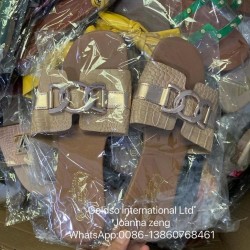 Wholesale lady slipper sandals beach slipper to Ghana/ Nigeria/AFTICA ，good price hot sale